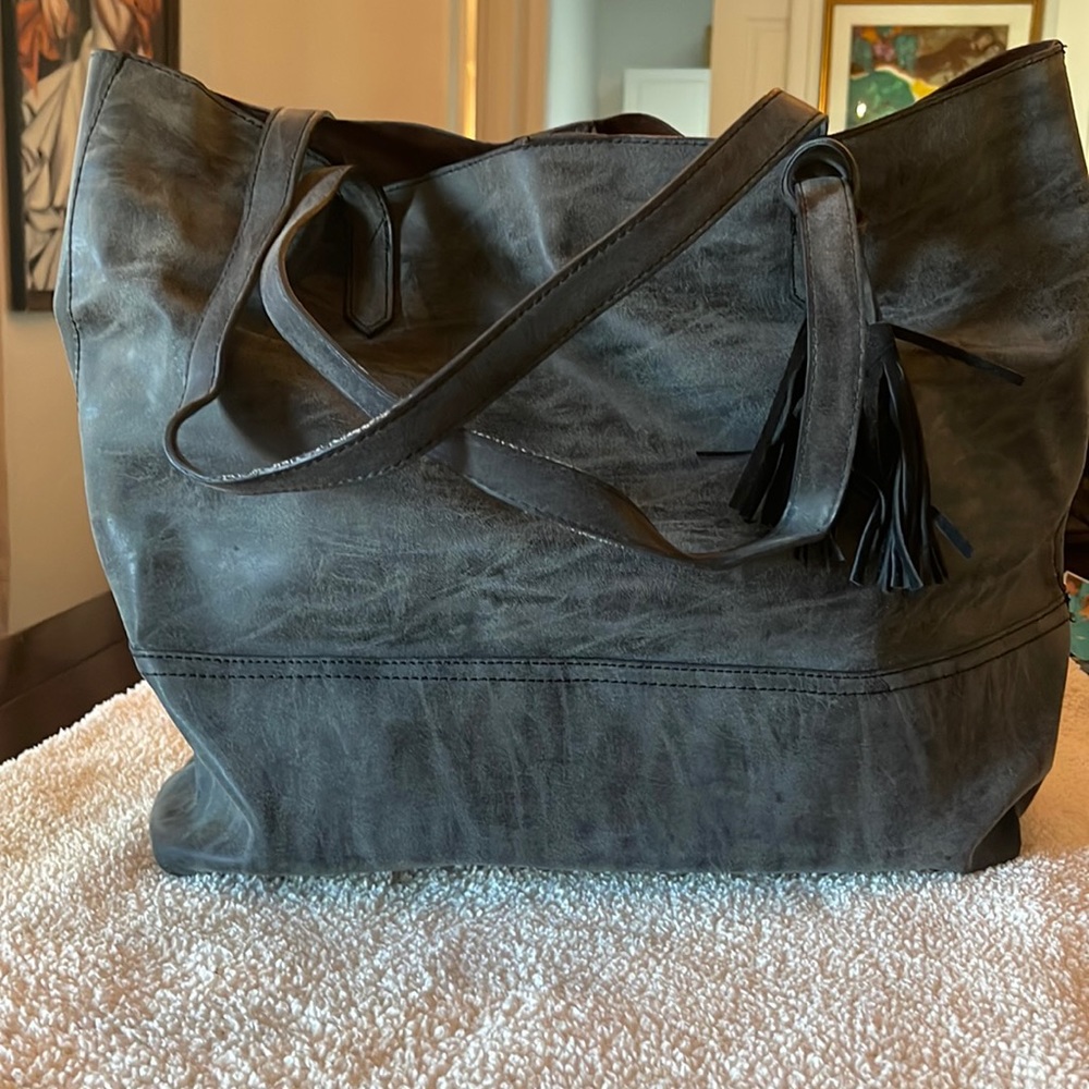 Perfect grey tote